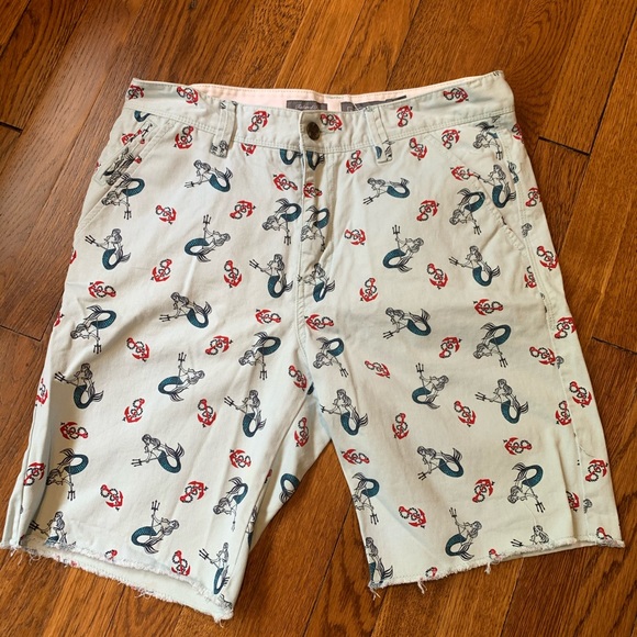 Men’s Mermaid Shorts Size 33 - Picture 1 of 4